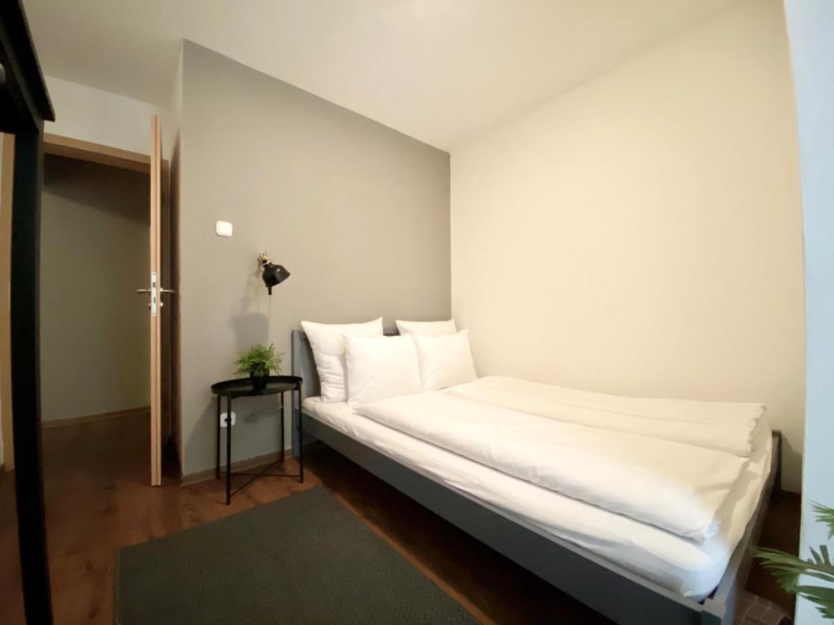 Budget Apartment by Hi5- Károly 16 Budapest Eksteriør billede